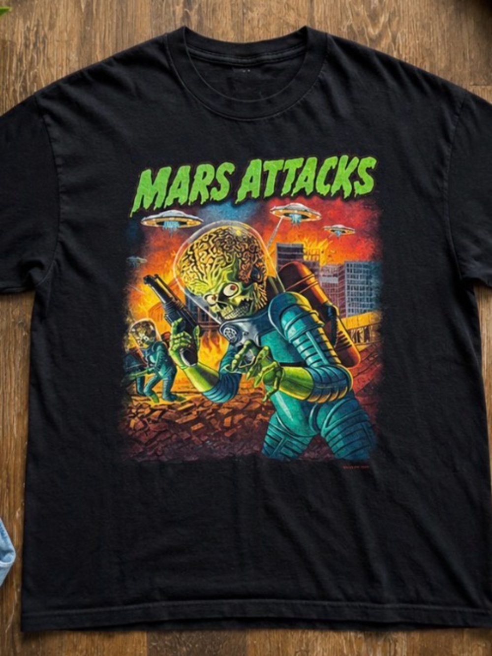 Source Unknown Mars Attacks Black Graphic Tee